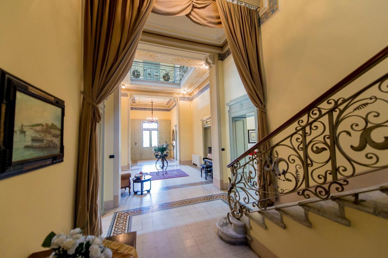 Villa Confalonieri Mandello del Lario Zimmer foto