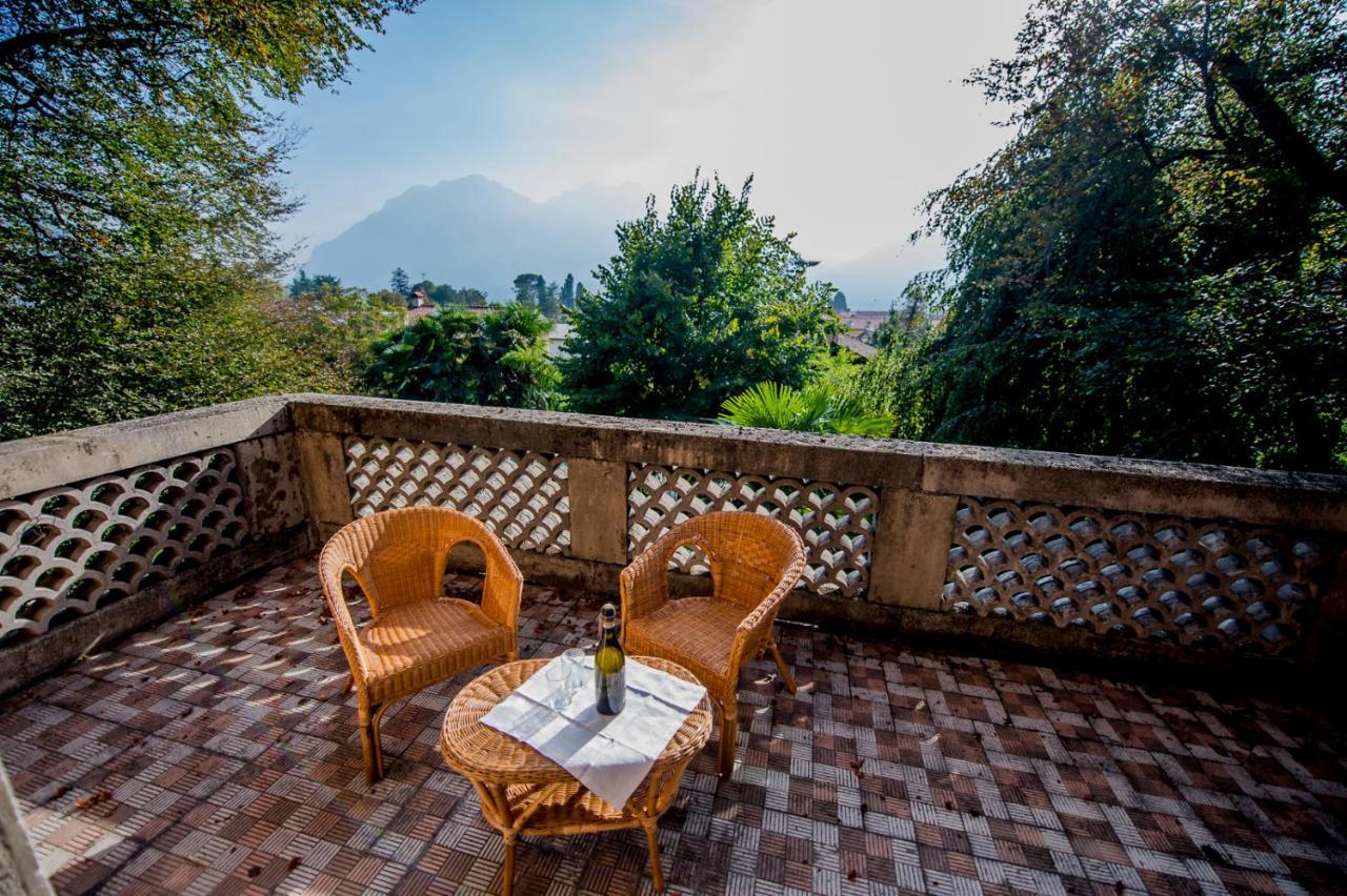 Villa Confalonieri Mandello del Lario Zimmer foto